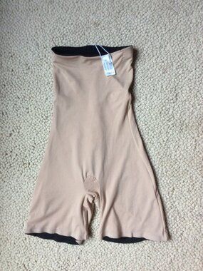 RED HOT by SPANX® Flipside Firming High-Waist Mid-Thigh Shaper 10142R Size Small